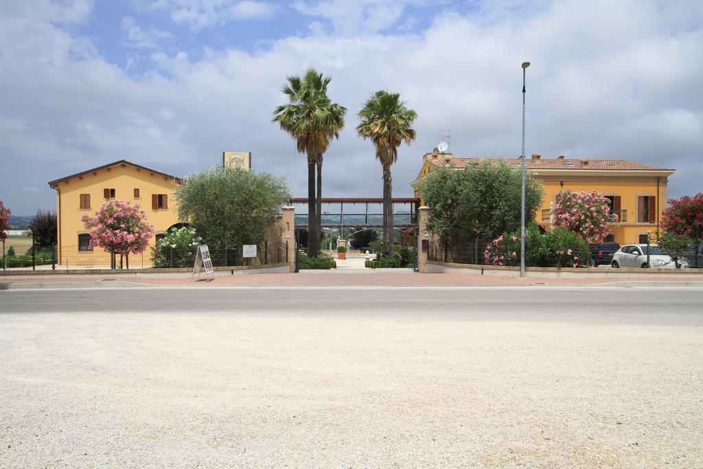 Country House Il Ponte Alba Adriatica Εξωτερικό φωτογραφία